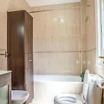 Cozy In With Kitchen Ferienhaus Nerja
