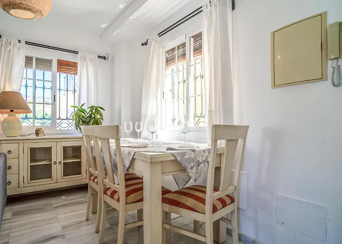 בית נופש Cozy In With Kitchen *