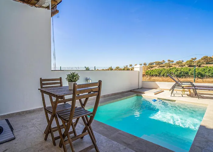 Cozy In With Kitchen בית נופש נרחה