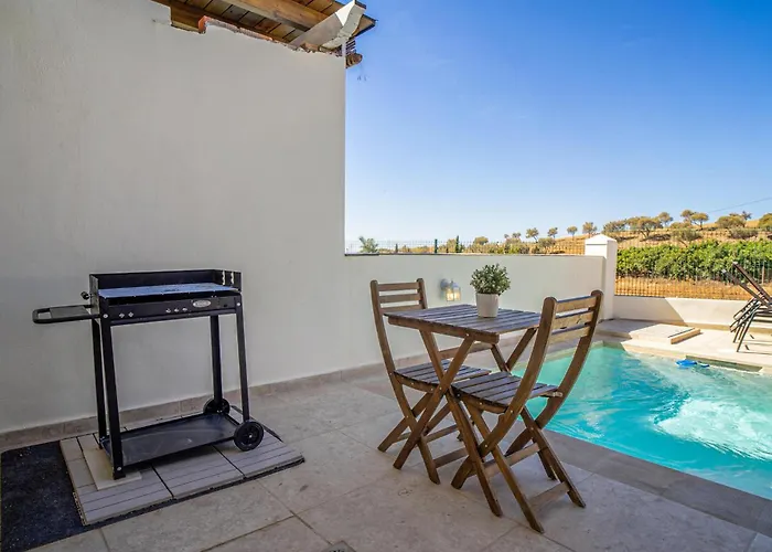 Cozy In With Kitchen Нерха